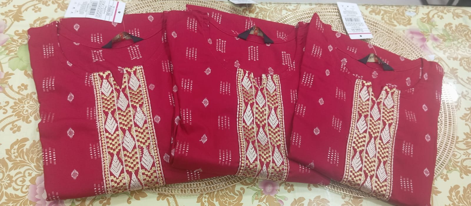 OFFER KURTIS