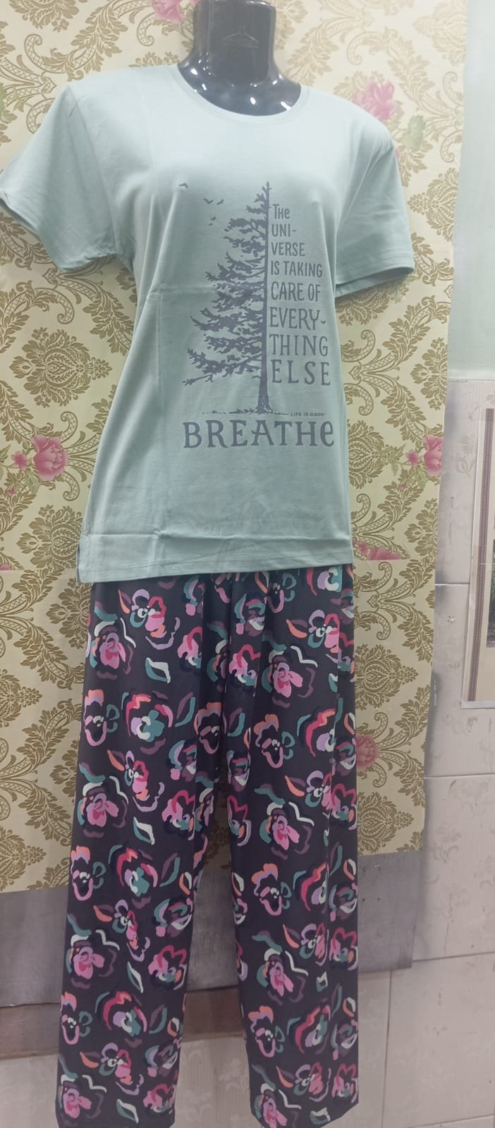 T-SHIRT & KURTIS