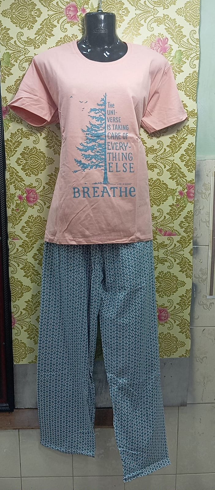 T-SHIRT & KURTIS